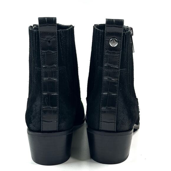 Donald Pliner Banks Women's Black Suede Pull On Ankle Boots Size 7 Booties Zip - Picture 15 of 15